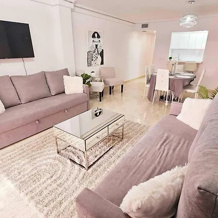 Apartment Midas One *