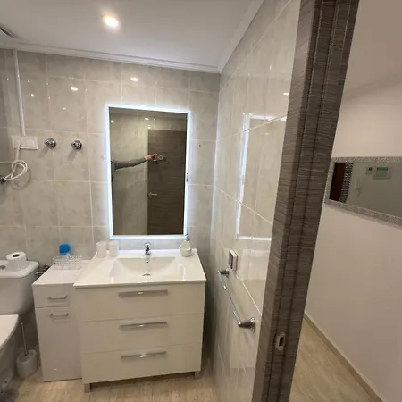 Midas One Apartamento Torrevieja